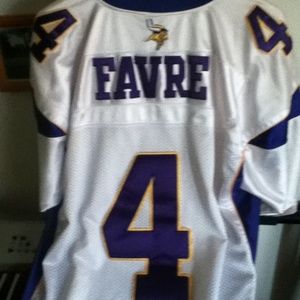 Brett Favre 2010 Game Cut jersey